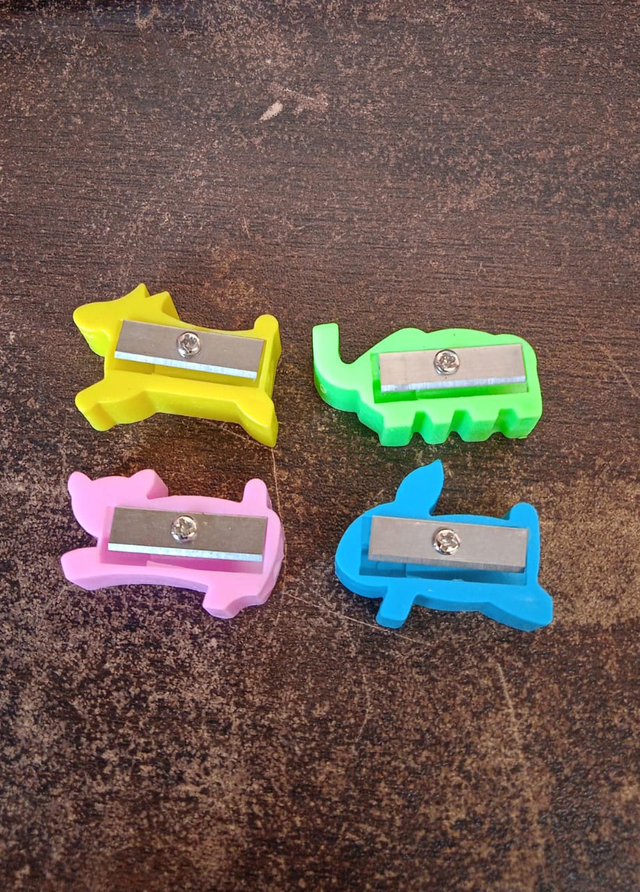 Plastic Small Cute Pencil Sharpener (1 Pc / Mix Design & Color) Plastic Small Cute Pencil Sharpener (1 Pc / Mix Design & Color)
